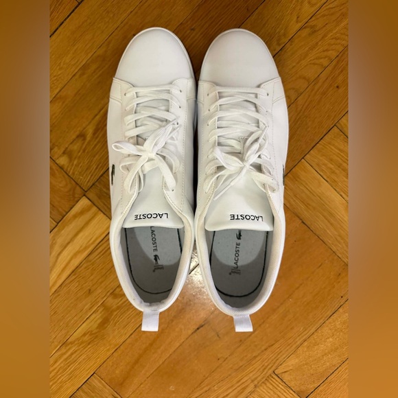 Lacoste White Low-Top Sneakers with Green Croc Accent - Picture 3 of 6